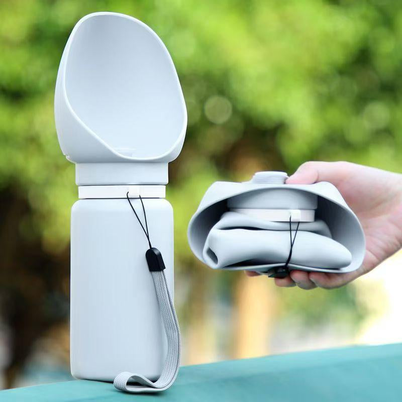 Portable Dog Water Bottle, Travel Dog Water Dispenser, Pet Outdoor Drinking Cup, Puppy Water Feeder for On-The-Go Hydration.-550Ml